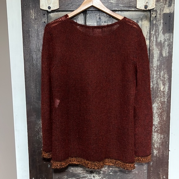 Chanel long sleeve sweater - Picture 5 of 6